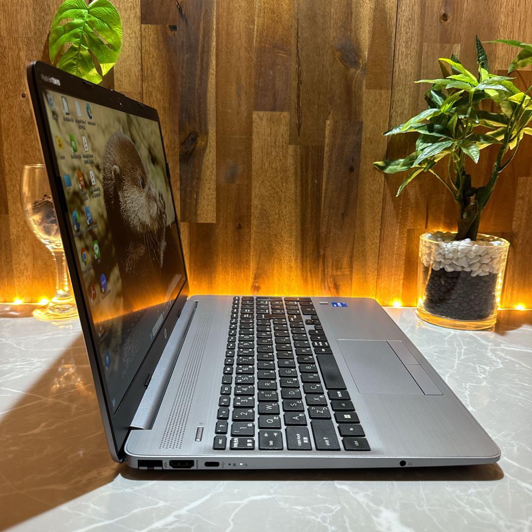 準美品‼️HP 250 G9☘️2022年式☘️16GB☘️第12世代☘️ノートパソコン