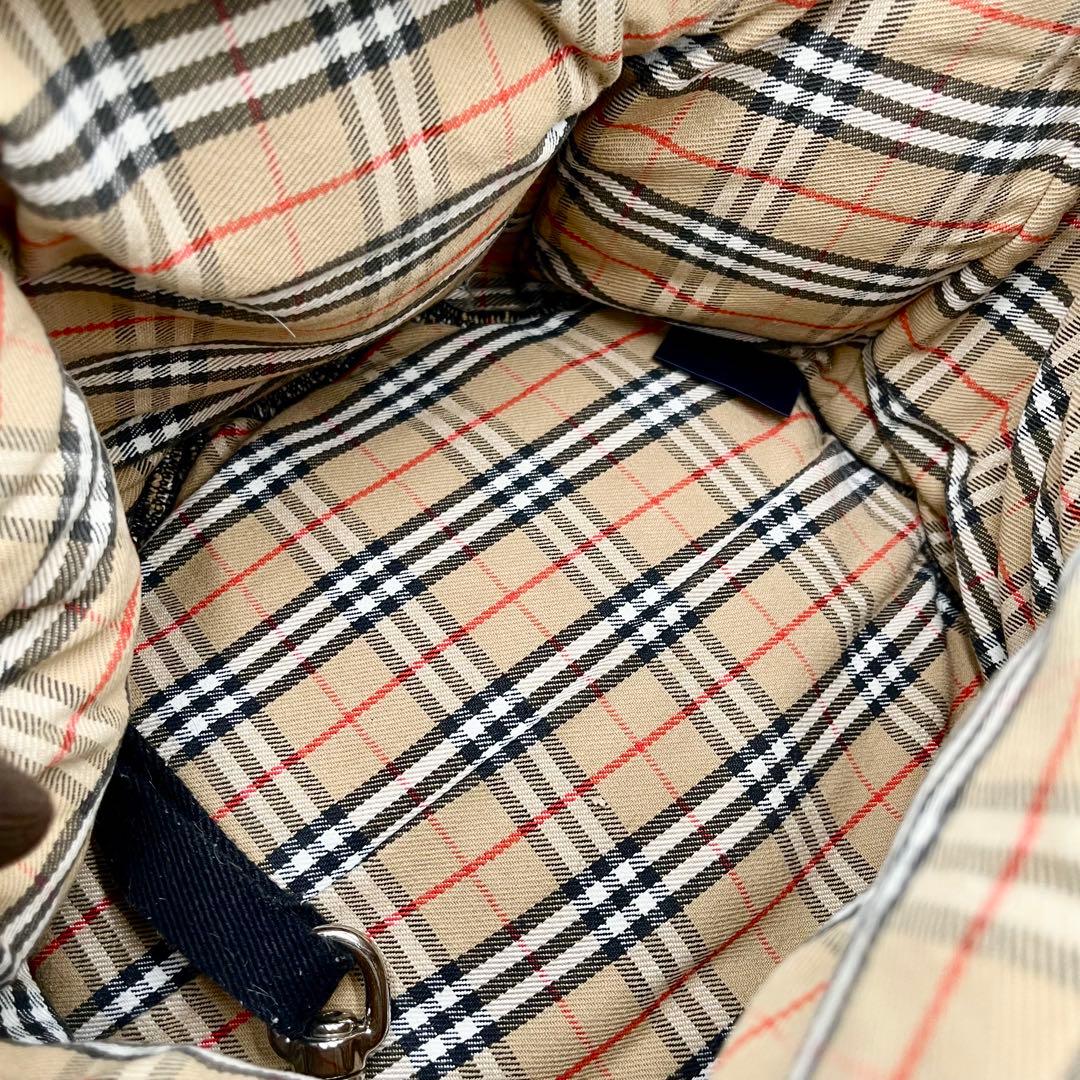 【美品/入手困難】バーバリー ペットキャリーバッグ クッション性 犬 猫 フック