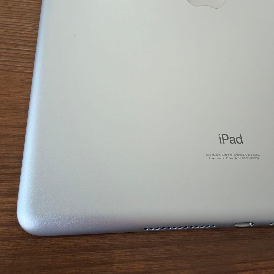 iPad (第9世代) 64GB シルバー 本体 バッテリー最大容量95%
