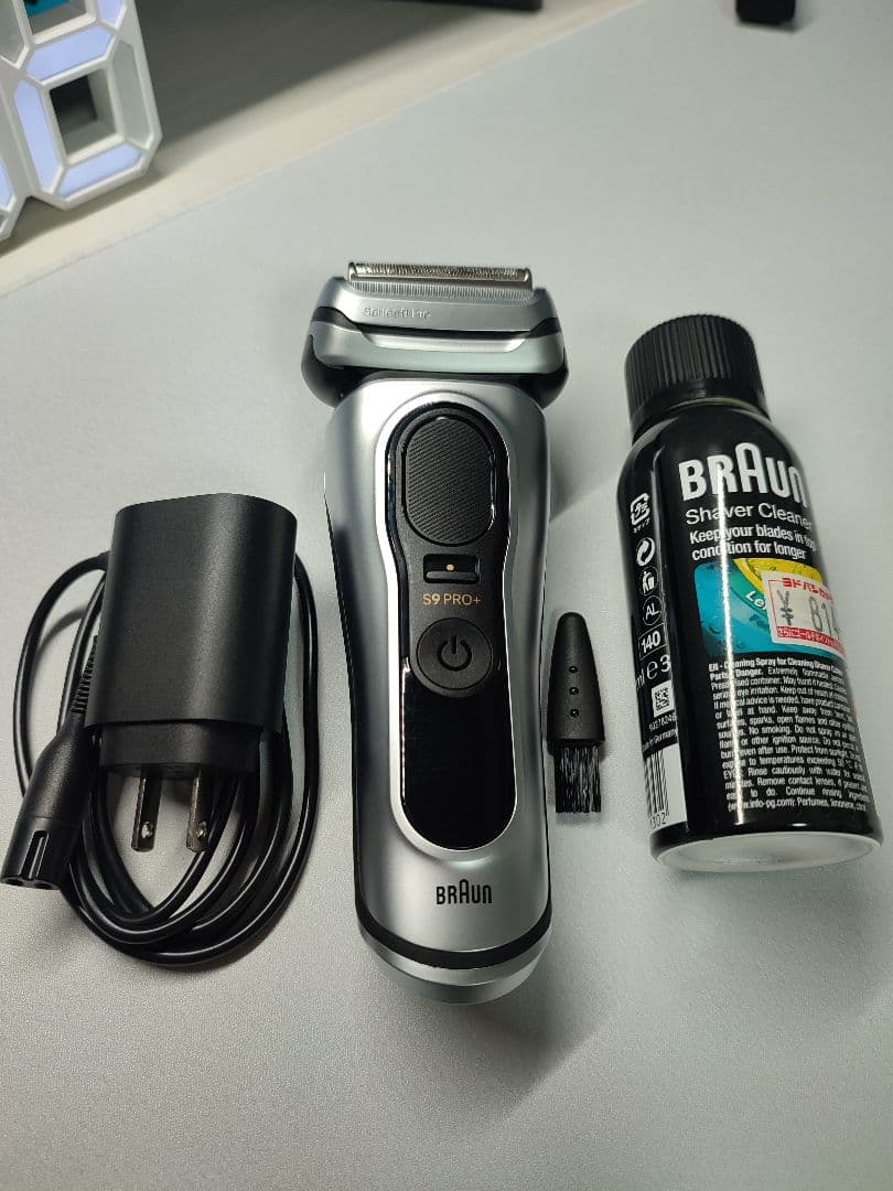 BRAUN S9 PRO+ メンズ電気シェーバー