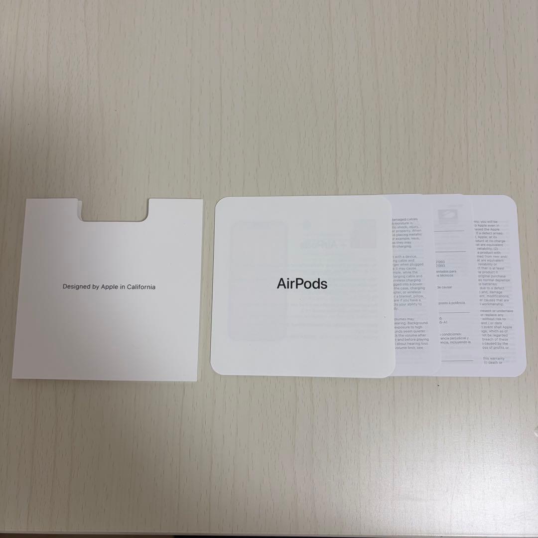 【動作確認済】純正品 AirPods 第2世代 （充電ケースランプ内側タイプ）