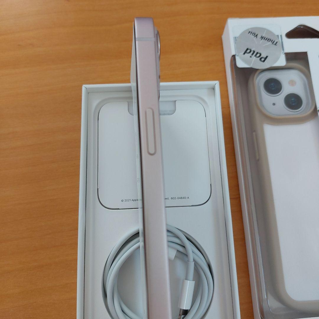 美品　iPhone13 256GB 本体 simフリーピンク　カバー3枚おまけ