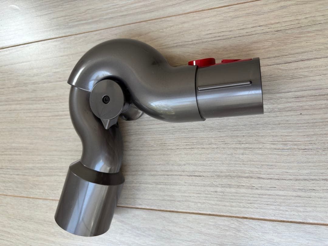 純正Dyson V8 Fluffyハンディクリーナー アタッチメント付き