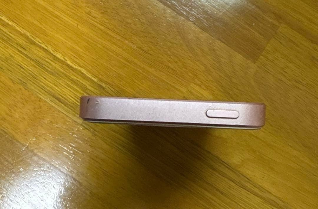 【美品】 iPhone SE 第1世代（容量：64GB） ローズゴールド 本体