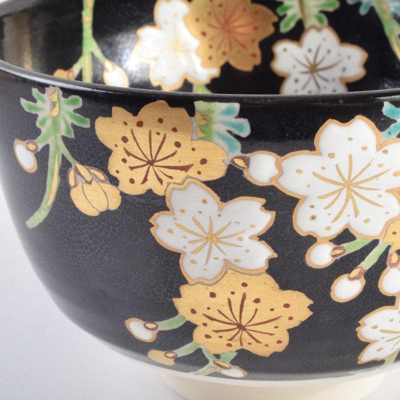 茶道具　京焼　平安桐鳳造　黒仁清　色絵金彩　桜文　茶碗　共布共箱　V　8951