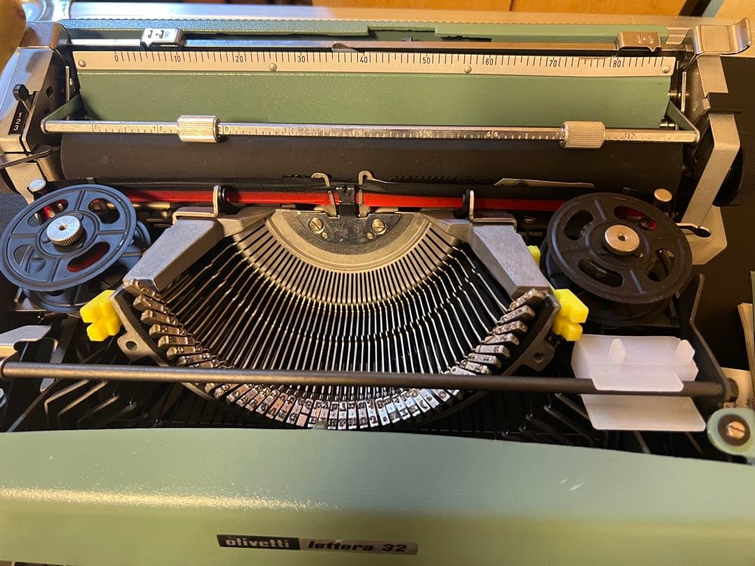 極美品 Olivetti Lettera 32 タイプライター ヴィンテージ