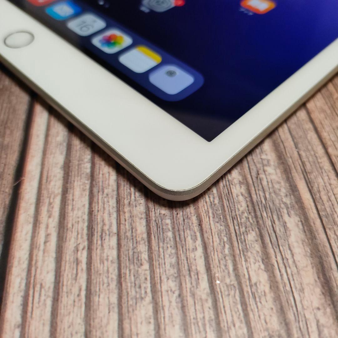 iPad 第7世代 128GB SIMフリー 美品 バッテリー90%
