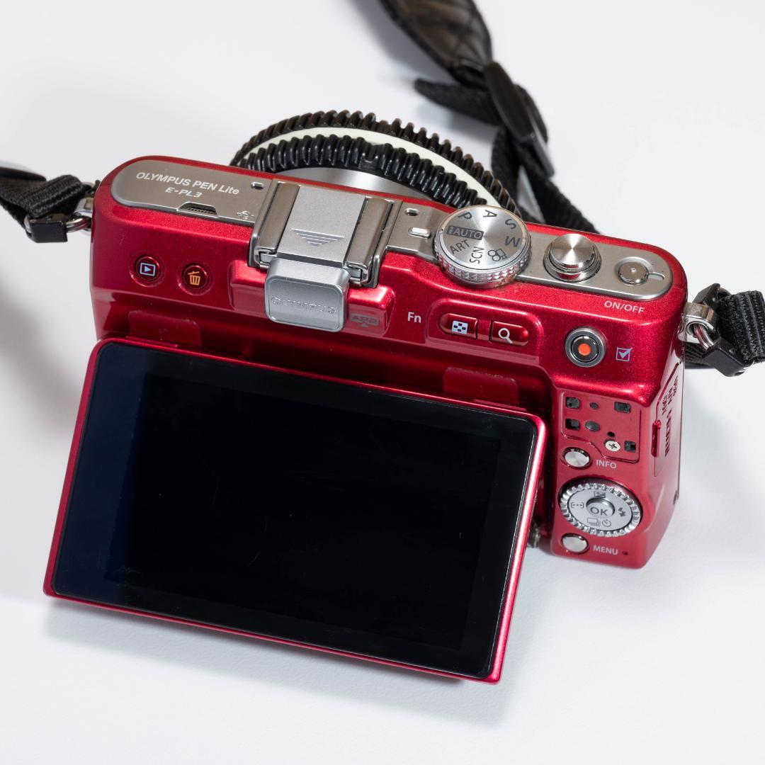 【写ルンです感覚のコンデジ】OLYMPUS PEN E-PL3 32mm