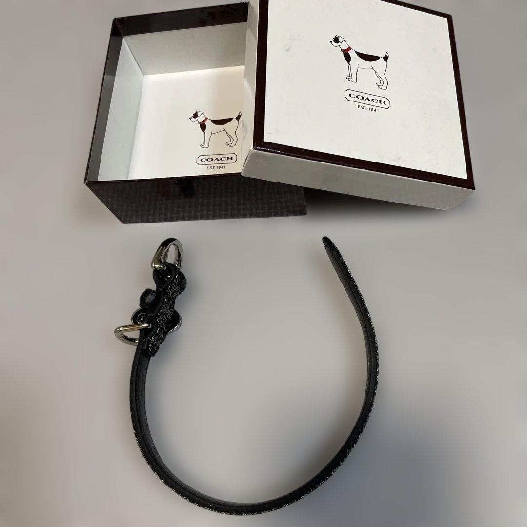 COACH ブラックレザー首輪 スタッズ付き