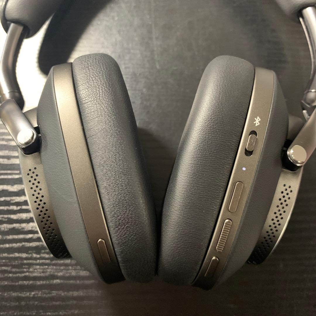 Bowers & Wilkins Px8 (ブラック) ワイヤレス・ヘッドフォン