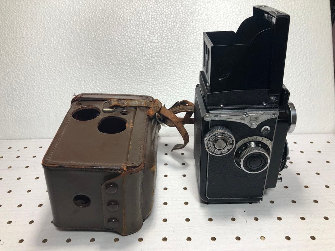 ☆YashicaFlex 二眼レフカメラ ブラック ケース付き　「動作確認済み」