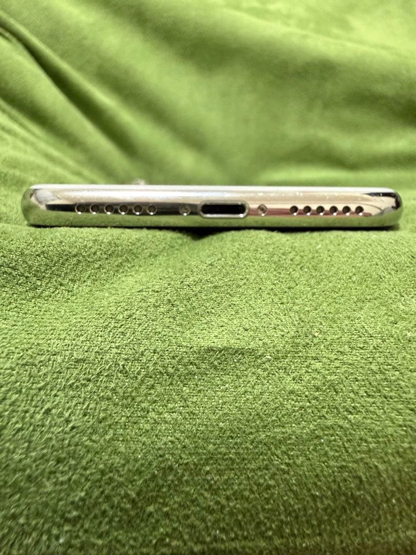 iPhone X 256GB バッテリー最大容量···83% 【美品】