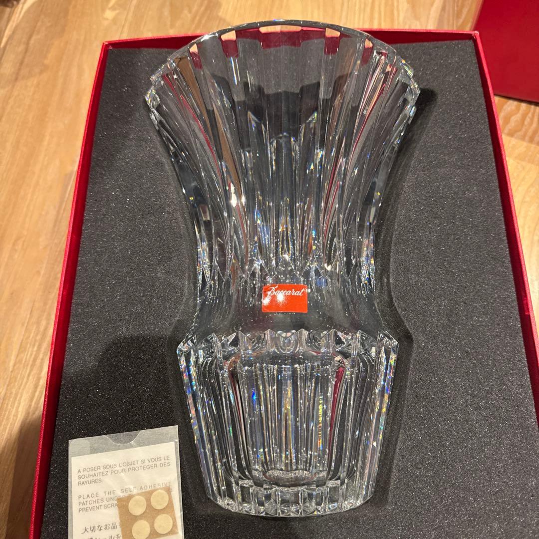 新品Baccarat クリスタルガラス フラワーベース　廃盤　イザベル　バカラ