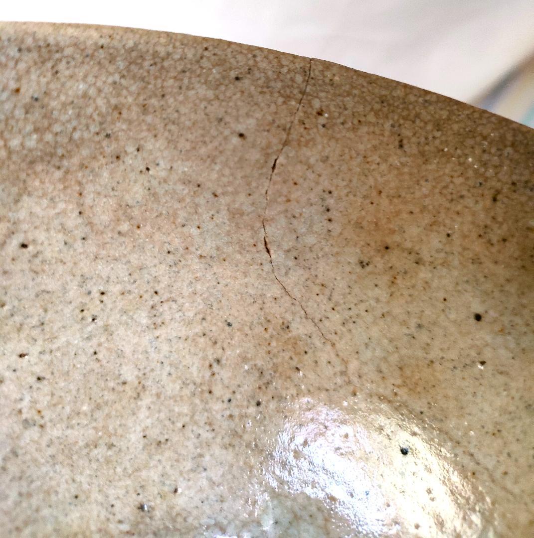 茶碗 薄茶色 下部と裏底に釉薬 Ae-236