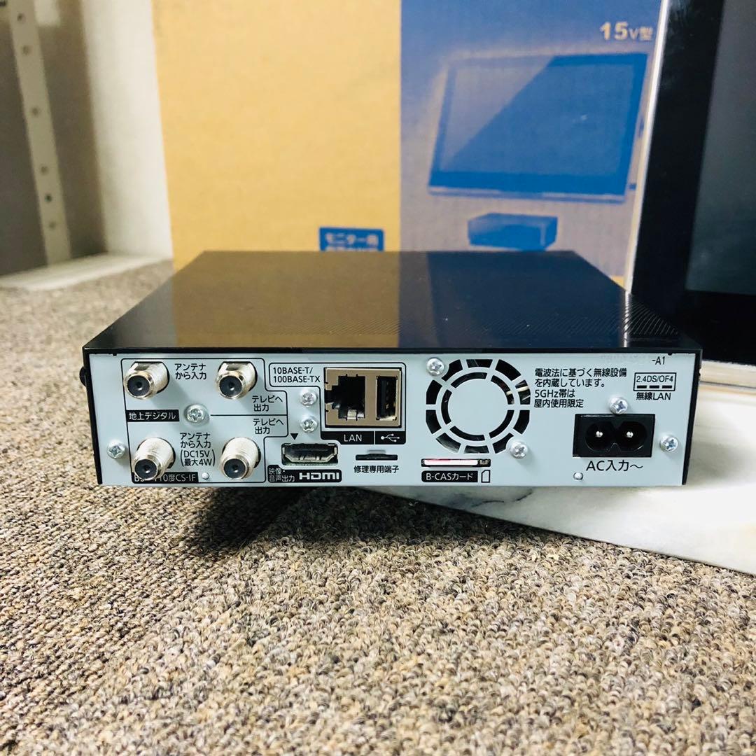 J4 パナソニック ポータブルテレビ 15V 防水モニター HDDレコーダー内蔵