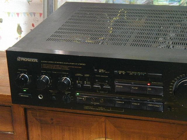 ★☆パイオニア A-V1200 プリメインアンプ。￥74,800　動作良好★