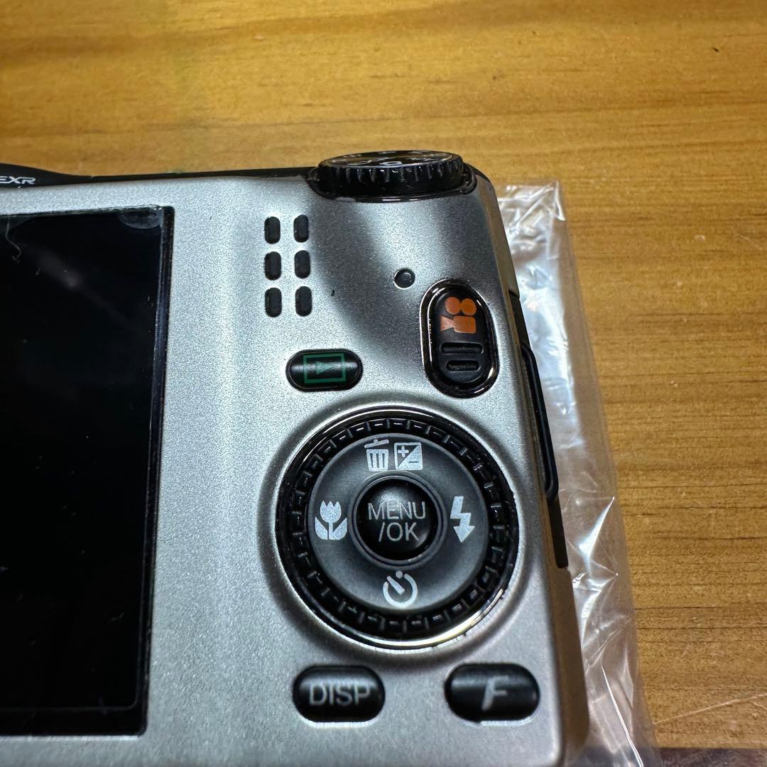 FUJIFILM FinePix F70 EXR デジカメ 6316