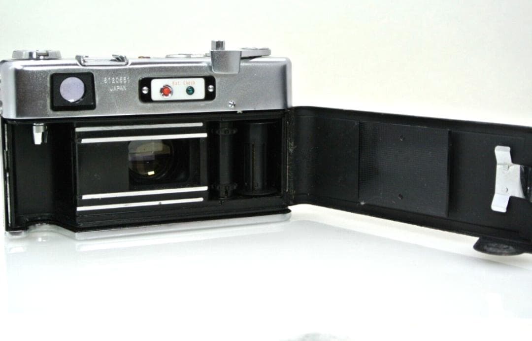 美品ヤシカ エレクトロ35 フィルムカメラ 第1世代革ケース付き完動品