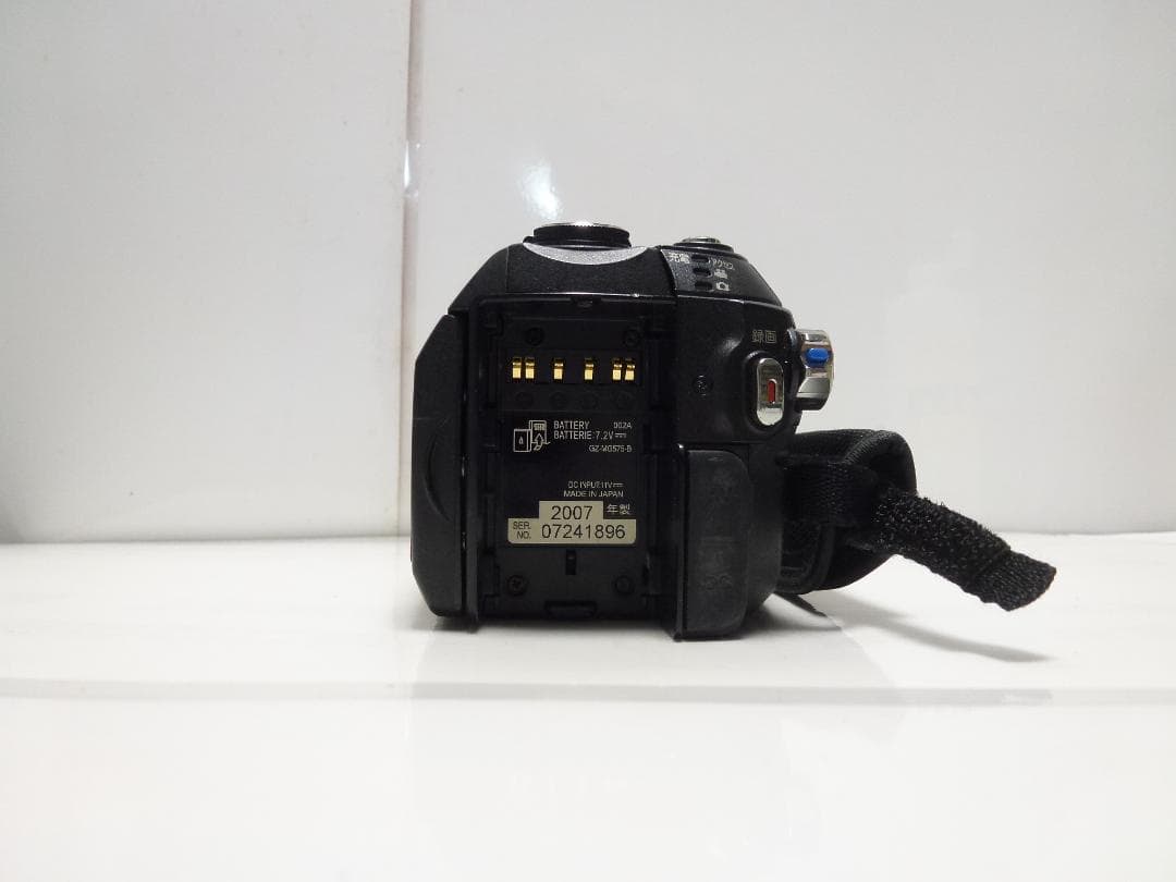希少　大人気　JVC ビクターエブリオ ビデオカメラ GZ-MG575-B動作品