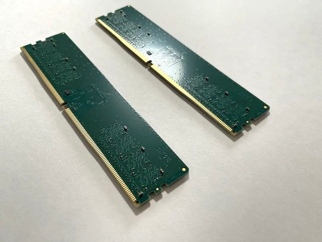 Crucial DDR4 16GB (8GB × 2枚) メモリ