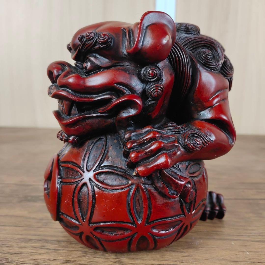 玉乗りシーサー　獅子　魔よけ　玉乗り獅子置物 開運 魔除け 縁起物 骨董品