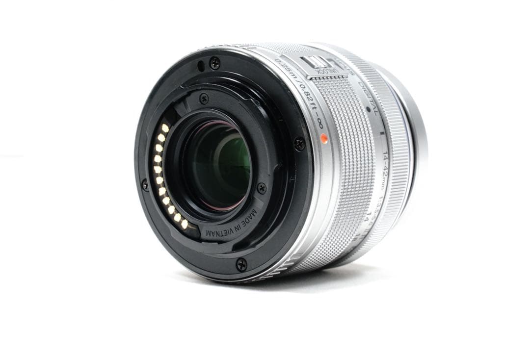 OLYMPUS PEN E-PL8 ホワイト
