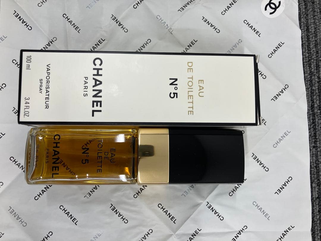 CHANEL香水、トワレ、石鹸セット売り