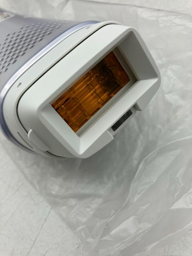 （新品未使用品）Panasonic ES-WP82 光エステ美顔器