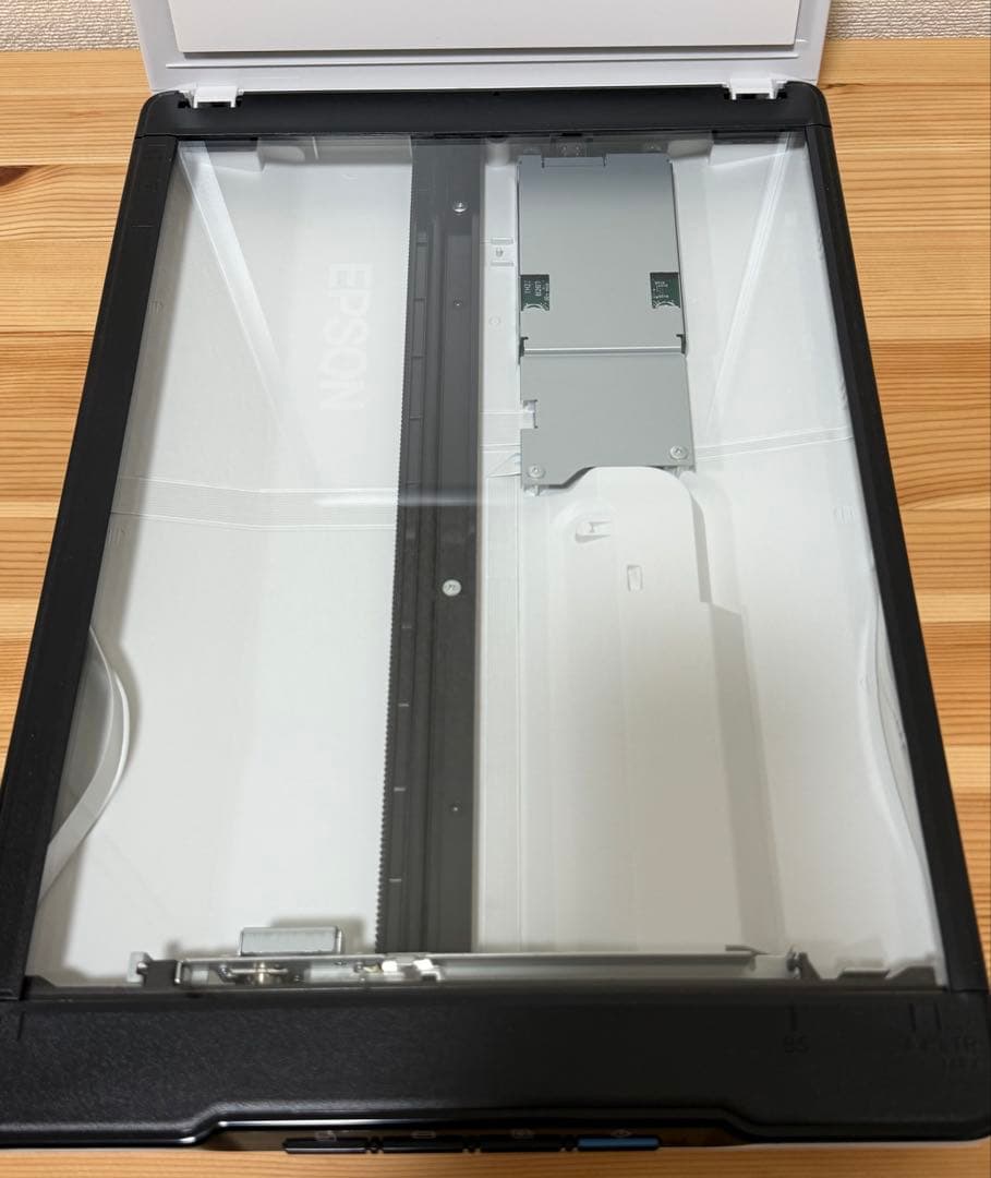【美品】EPSON フラットベッドスキャナー GT-S660