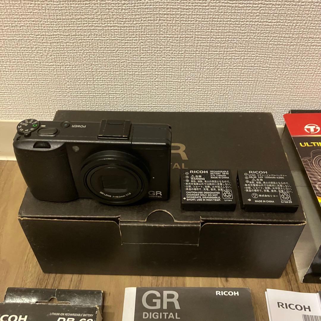 RICOH GR DIGITAL III 箱付き 予備バッテリーあり