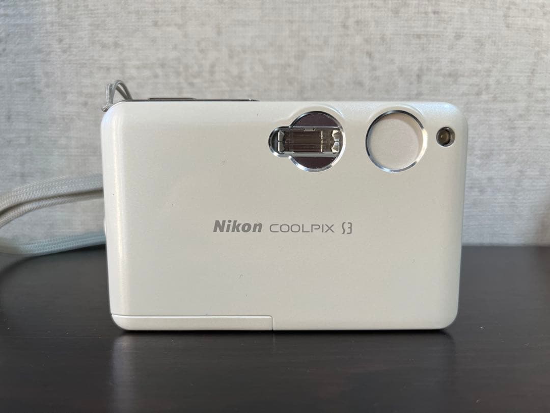 Nikon COOLPIX S3 コンパクトデジタルカメラ　おまけS1本体付