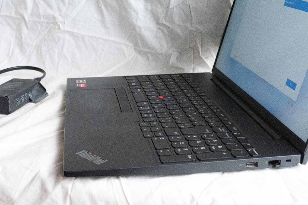 ThinkPad E16 Gen1 / Ryzen5 7530U / 16インチ