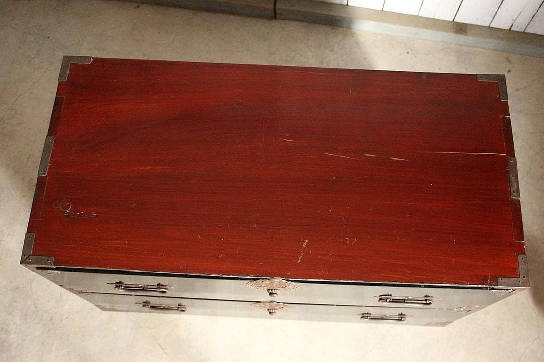 綺麗な丸金具庄内箪笥　2段　タンス　収納　古家具　古民家　時代家具