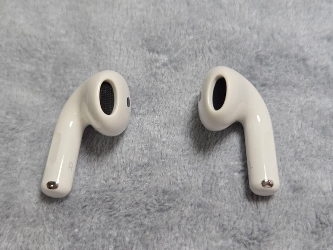 Apple AirPods4 (ANC) ノイキャンあり A3055 美品
