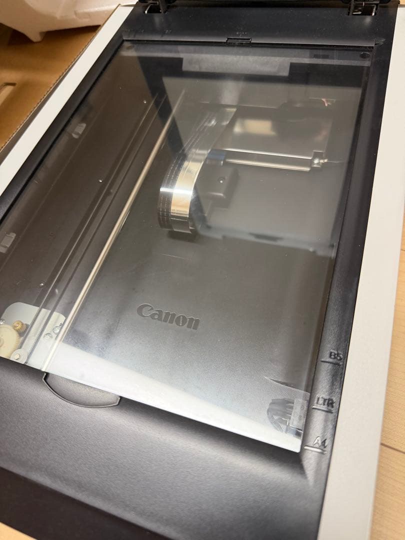 【箱、説明書付！】Canon スキャナー　8600F キャノン