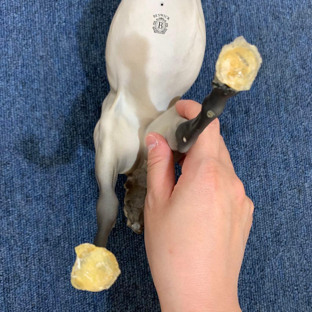 ベスウィック BESWICK 英国イングランド 馬 ホワイトホース 置物