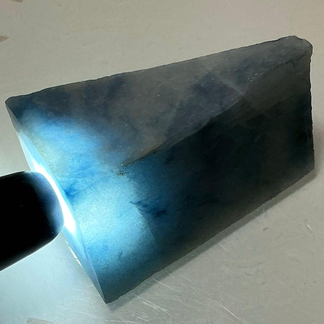 コン沢翡翠　マニア向け究極のカット原石（135）※商品説明追記あり2/13