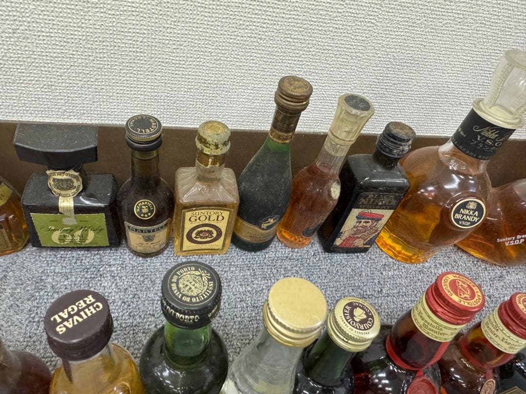 未開封　お酒　洋酒　ブランデー　ウイスキー　ミニボトル　63本