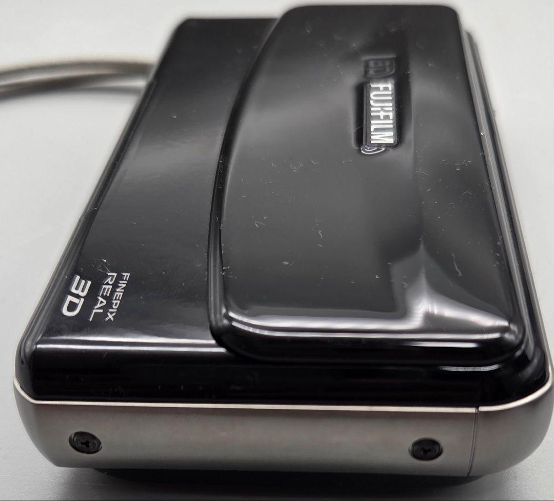 【動作美品】富士フィルム FinePix REAL 3D W1　取説付