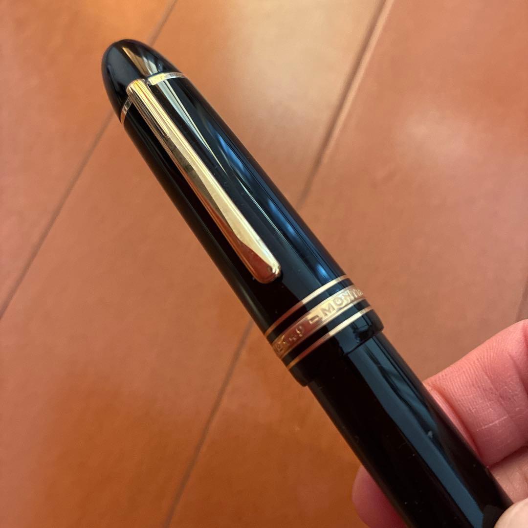Montblanc ブラック 万年筆 Mサイズ