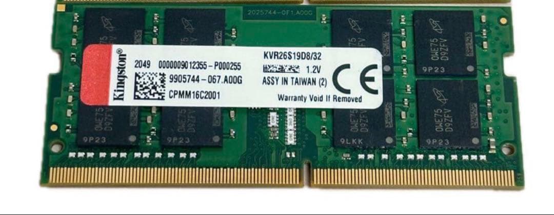 Kingston DDR4 32GB メモリ 1枚 動作確認済 10日保証