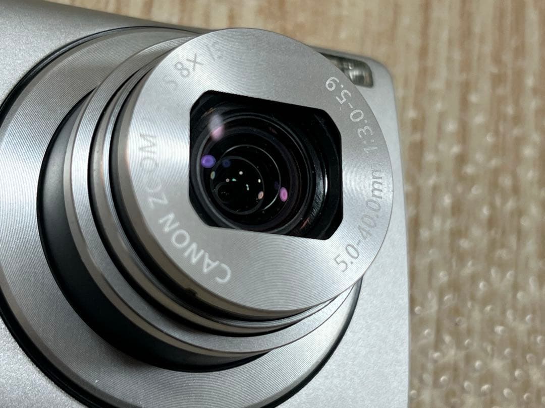 デジタルカメラ　cannon IXY600F