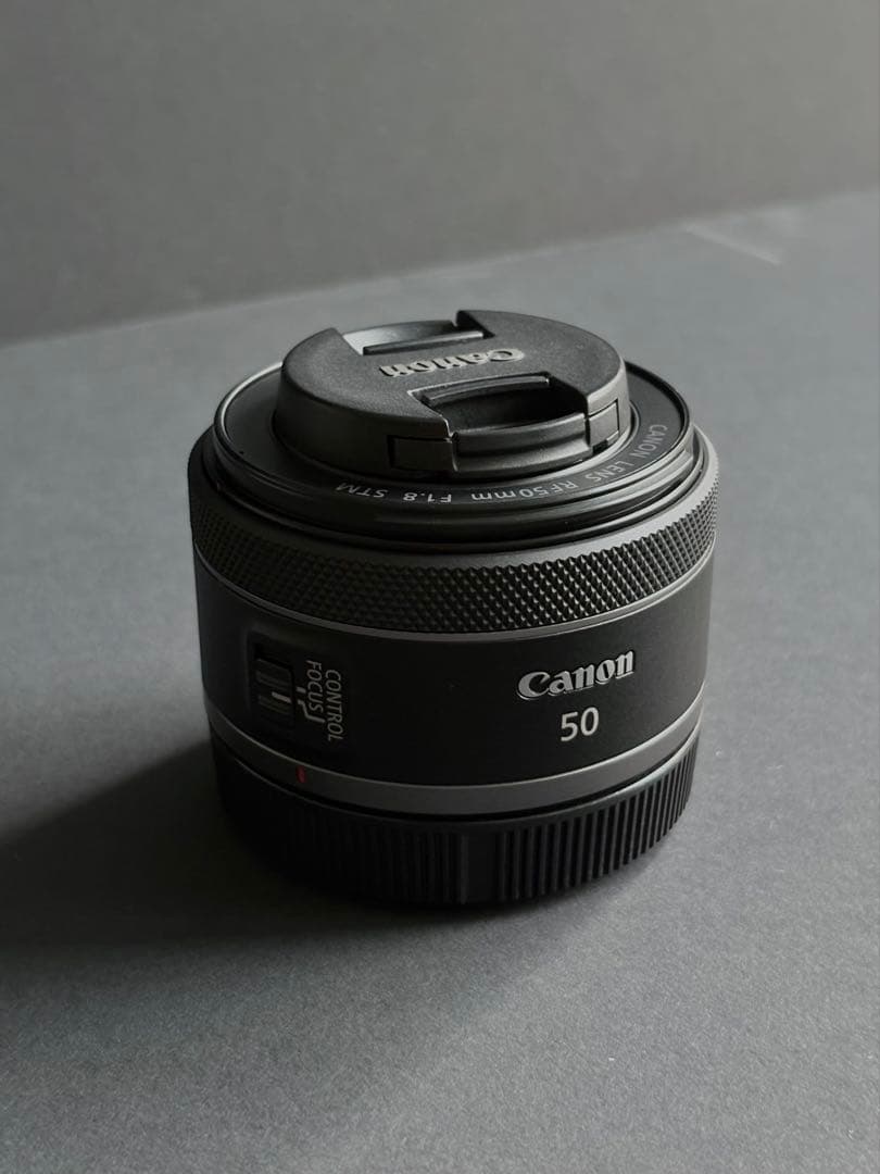 CanonRF50mmF1.8 美品CーPLフイルターとプロテクター　フードX2