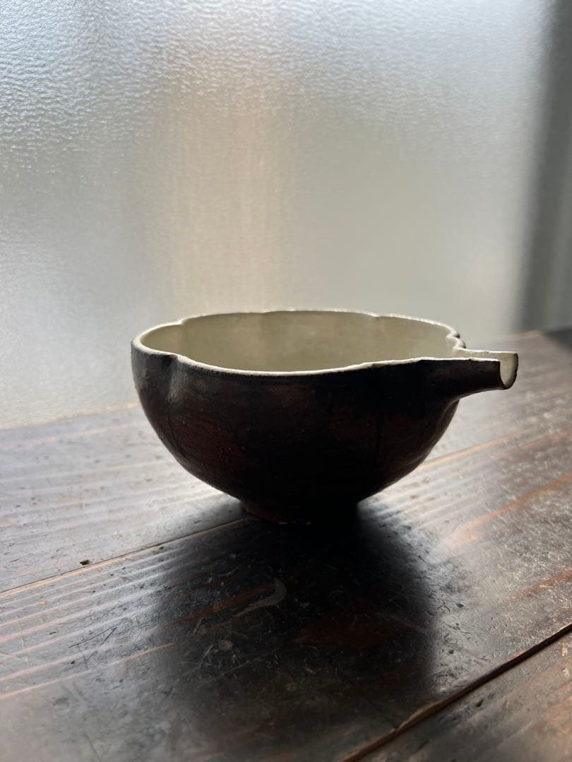 片口鉢　櫨山窯　直径13cm 高さ7.7cm
