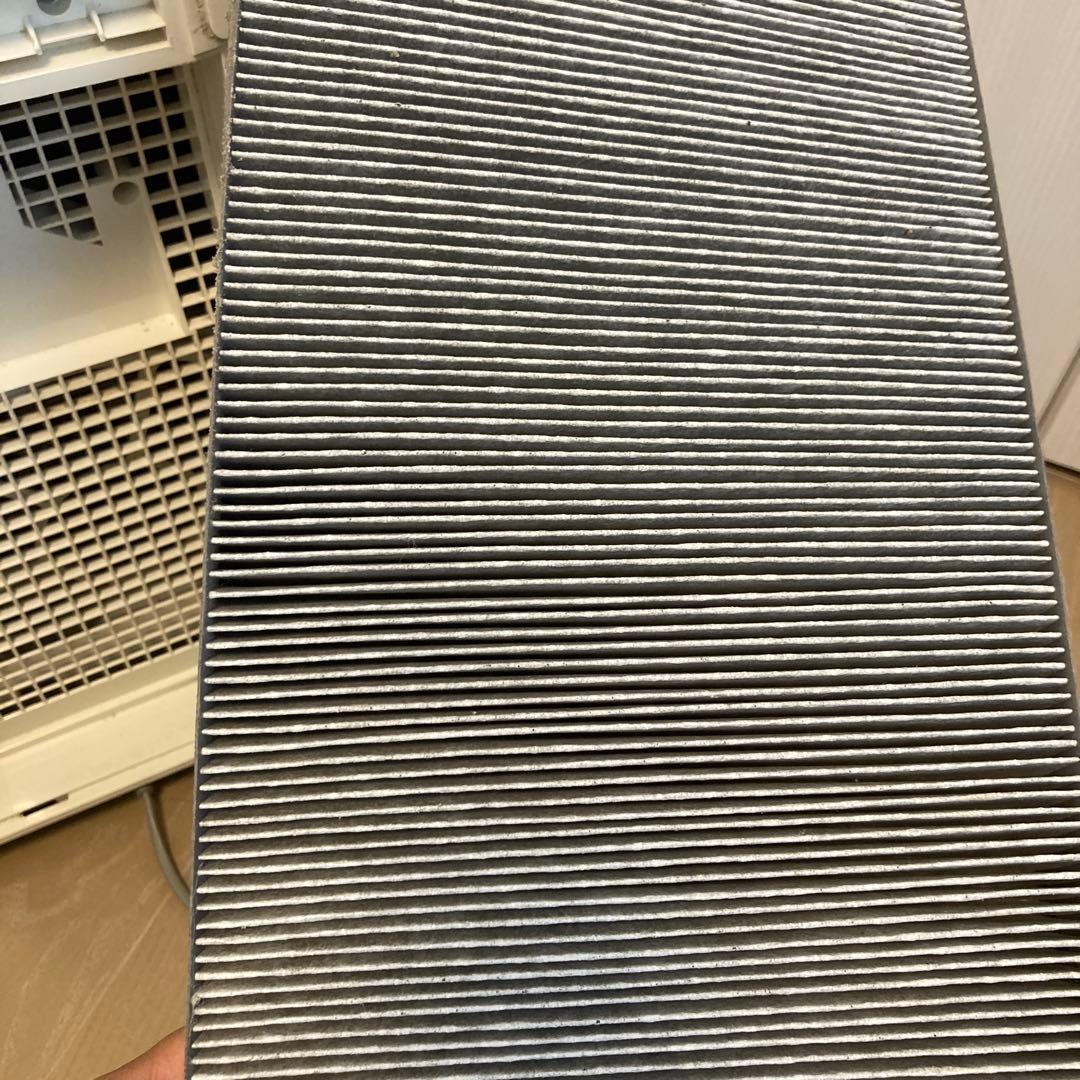 SHARP 空気清浄機 ホワイト　プラズマクラスター　フィルター2年目綺麗