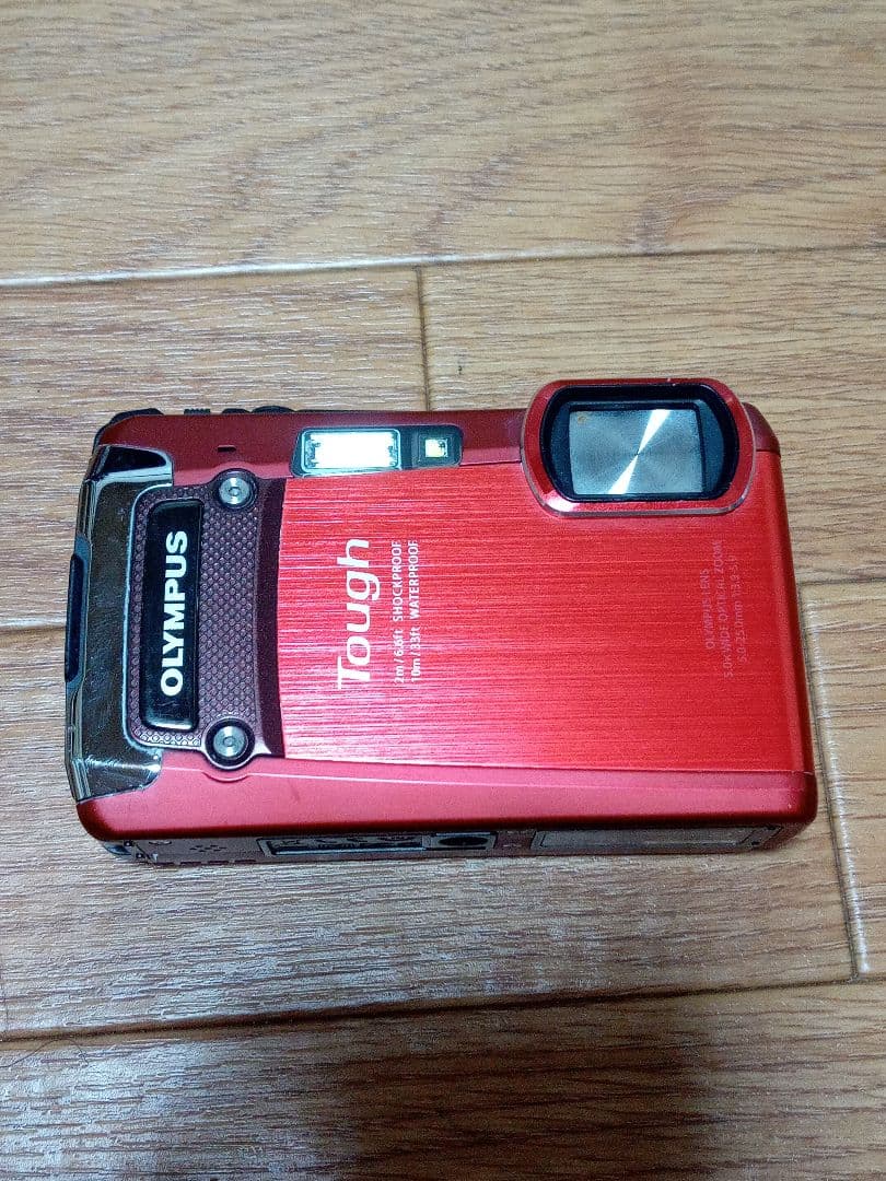 中古　OLYMPUS オリンパス Tough TG-820　タフ TG820