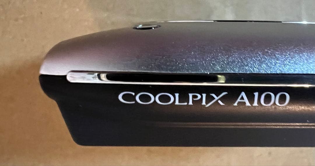 【ハナさま専用】Nikon COOLPIX A100 シルバー コンデジ