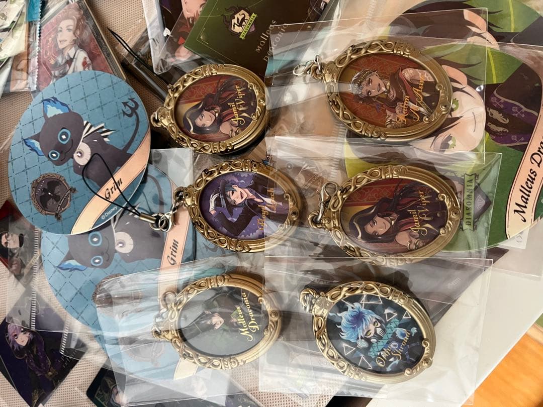Disney グッズ大量 まとめ売り キャラクター ツイステッドワンダーランド