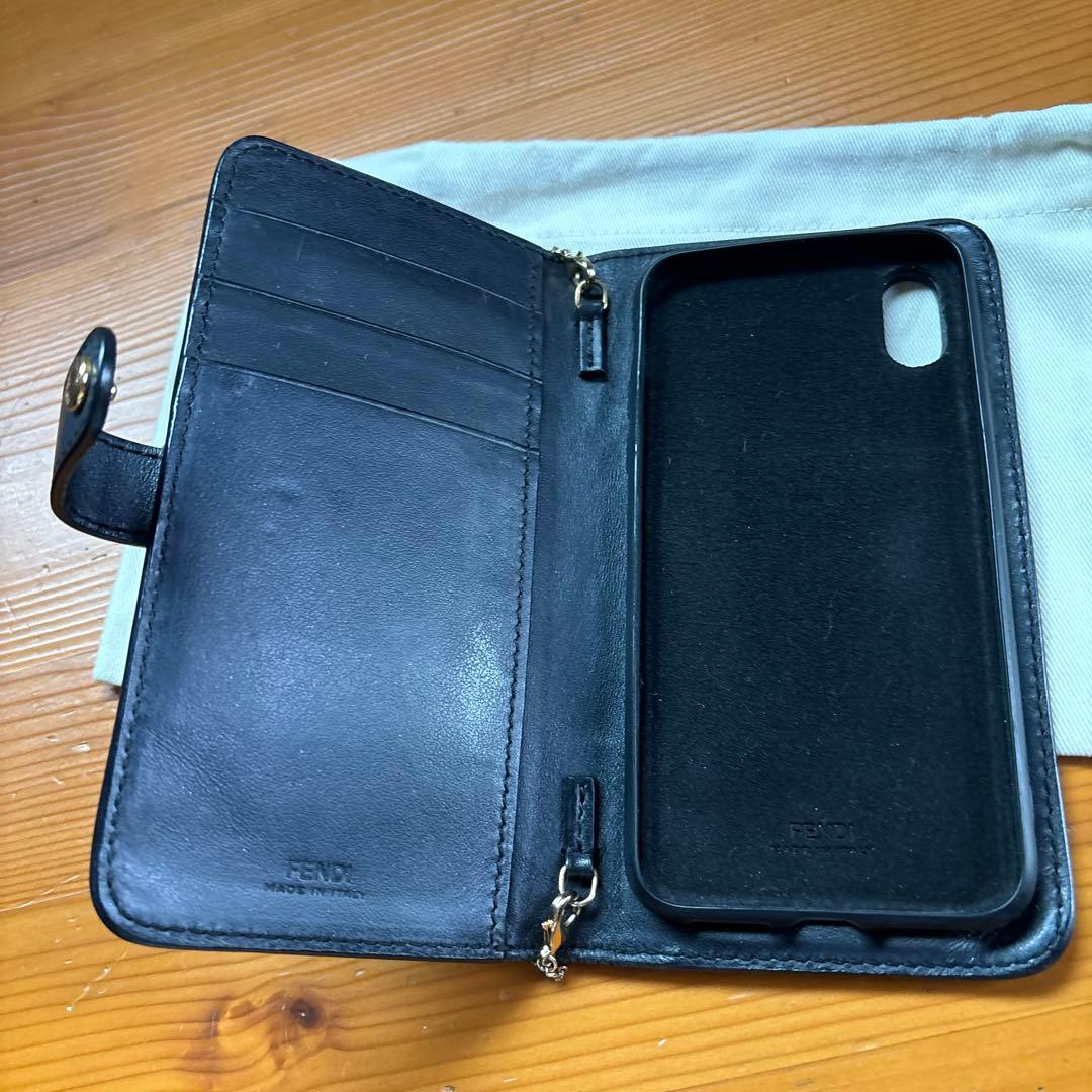 FENDIチェーン付きiPhone Xケース カードポケット内蔵