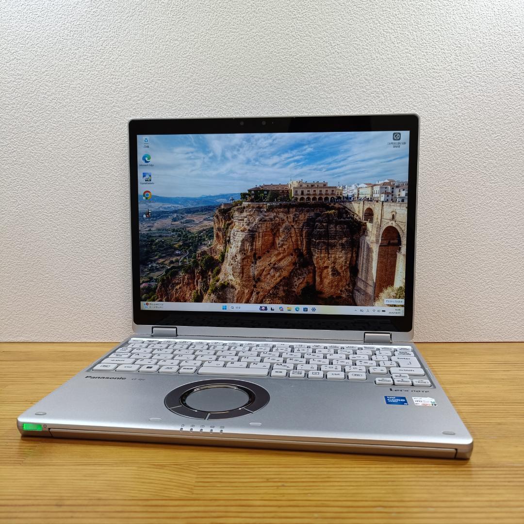 レッツノート QV1 11世代 i5 SSD256GB メモリ16GB 軽量 銀